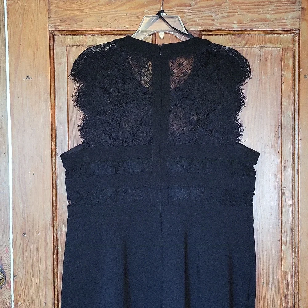 Women Dress - Picture 7 of 8